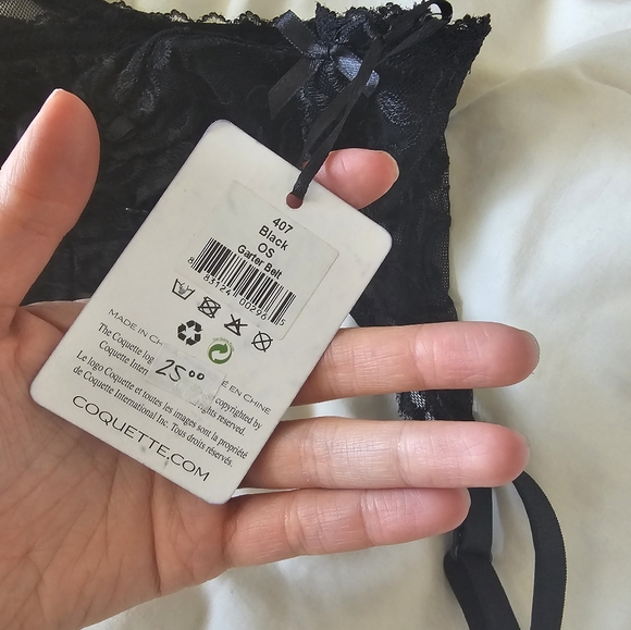 Lace garter belt - Picture 4 of 4